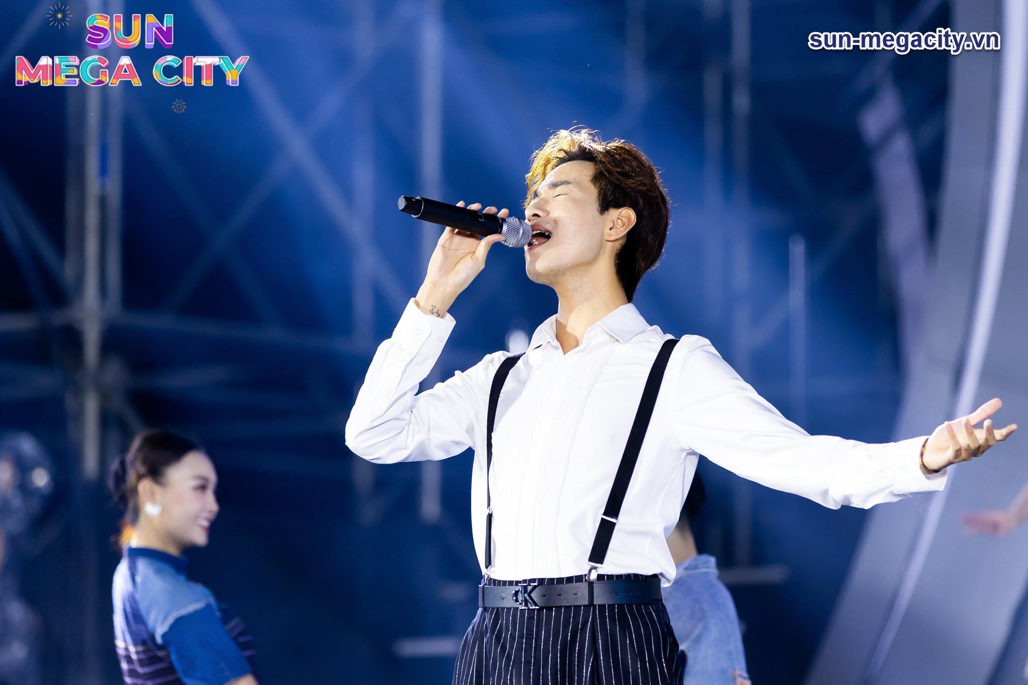 Ca sĩ Hà An Huy giọng ca Việt Nam Idol